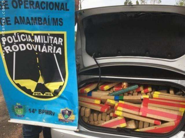Casal de adolescentes &eacute; flagrado com 830 kg de maconha em Fusion