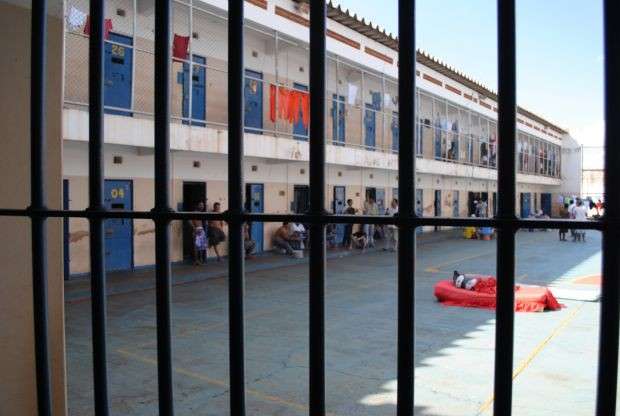 Em dia de greve de agentes, detento &eacute; encontrado morto em pres&iacute;dio