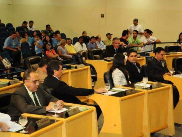 C&acirc;mara aprova reajuste e sal&aacute;rio de Bernal ser&aacute; de R$ 20,8 mil