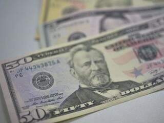 Dólar operou em queda nesta terça-feira (Foto: Agência Brasil)