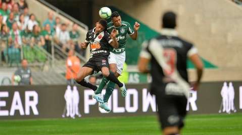 Palmeiras empata com o Vasco e pode perder liderança
