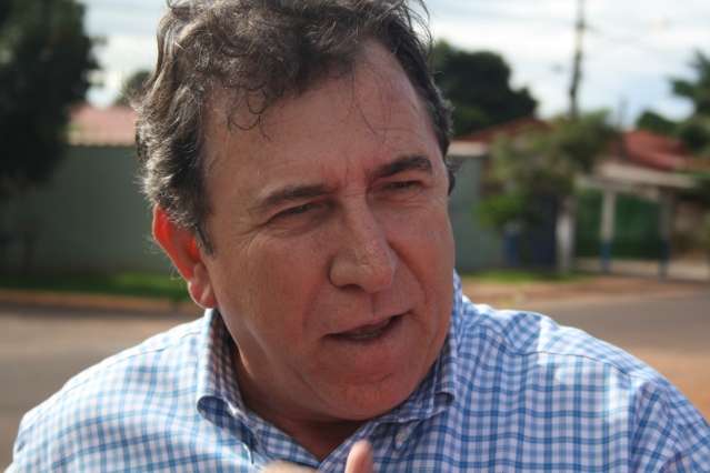 Giroto diz n&atilde;o ter recebido convite de Delc&iacute;dio e que seguir&aacute; decis&atilde;o do PR