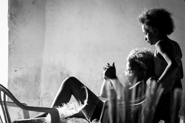 Tamanho de escolas reduz mais que a metade para driblar falta de dinheiro