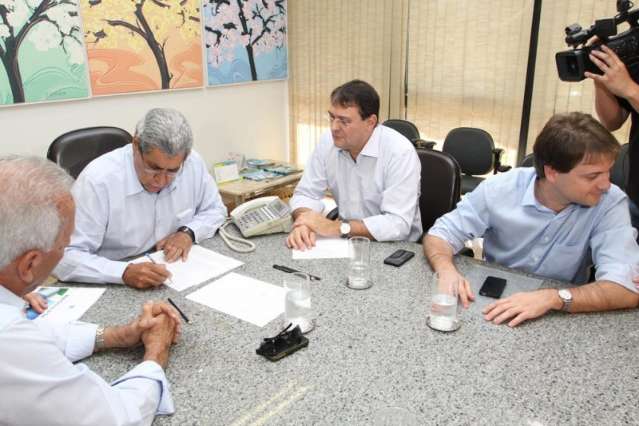 Governo eleva em 40% e novo teto do Simples beneficia 60 mil empresas