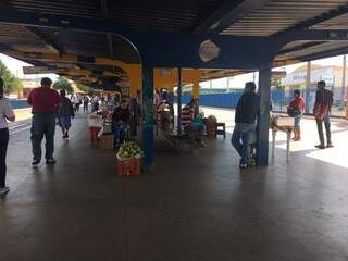 Terminal Morenão, em Campo Grande; longa espera é uma das reclamações (Foto: Julia Kaifanny)