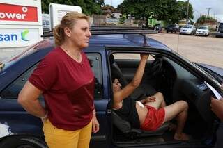 Mãe da vítima reclama de descaso no atedimento ao filho. (Foto: Fernando Antunes)