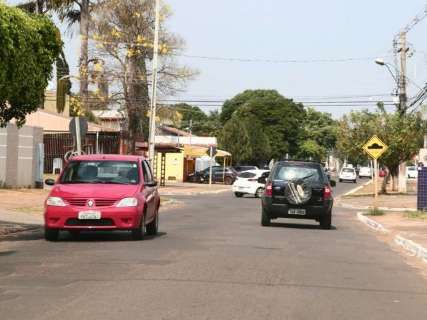 Prefeitura vai gastar R$ 1,5 milhão para "recauchutar" duas ruas da cidade 