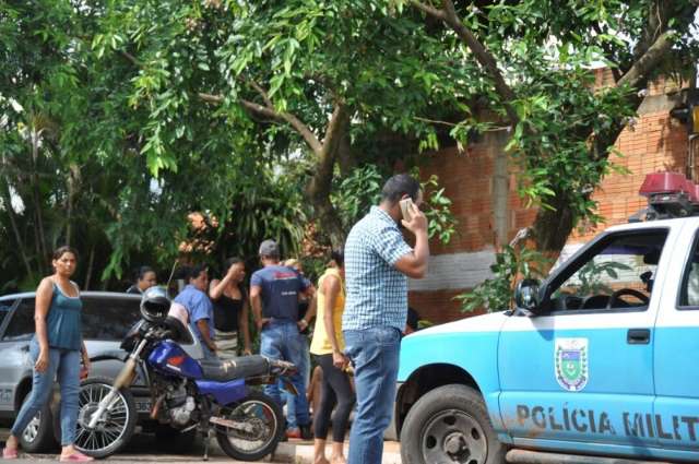 Irm&atilde; encontra mec&acirc;nico morto dentro de casa no Bairro Rita Vieira
