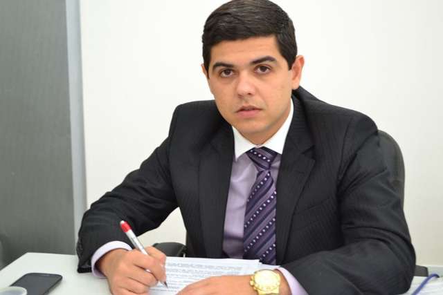 Tribunal manda vereador acusado de corrup&ccedil;&atilde;o ficar "preso" em casa