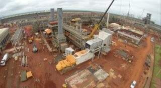 Faltando apenas 12% para ser concluída, as obras da fábrica já consumiram R$ 3,2 bilhões. (Foto: Perfil News)