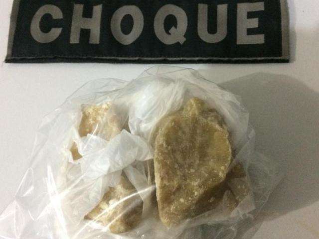 Preso com coca&iacute;na, dono de bar admite ter comprado droga para revender