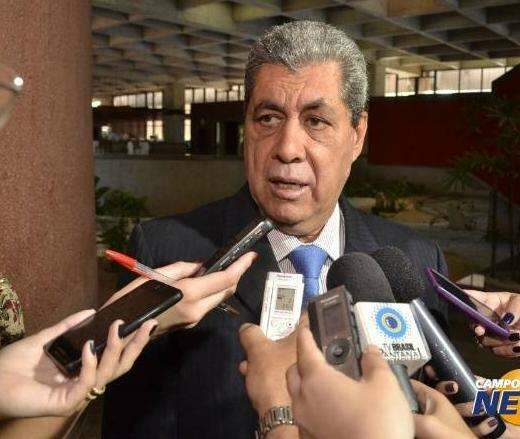 Governo estadual sanciona LDO para 2015 com previs&atilde;o de R$ 13 bilh&otilde;es