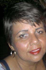 Escola vai convocar psic&oacute;loga para retorno de menina que m&atilde;e tentou matar