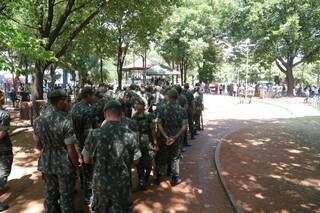 No Dia da Bandeira, ocorre a cerimônia de formatura de mais de 300 militares. (Foto: Marcos Ermínio)