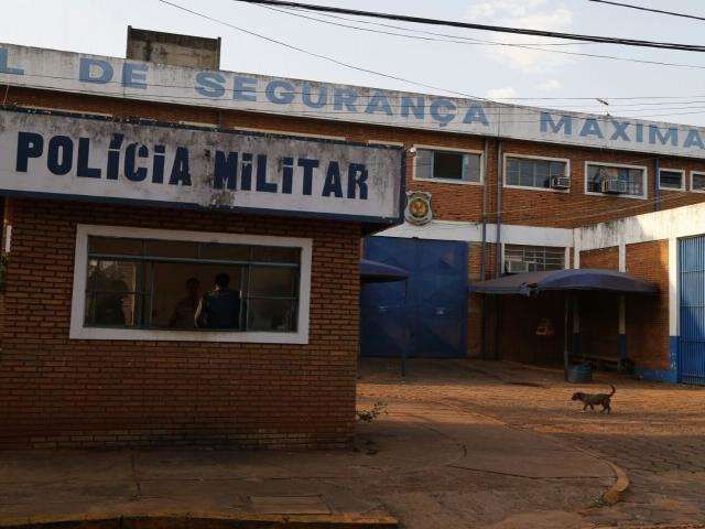Agente marcado para morrer coloca M&aacute;xima em alerta redobrado