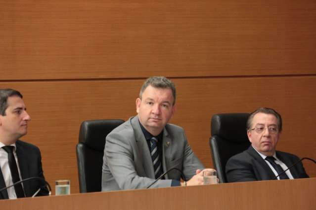 Suposta m&aacute; conduta de ju&iacute;za em a&ccedil;&atilde;o contra &lsquo;condom&iacute;nio&rsquo; nem ser&aacute; apurada