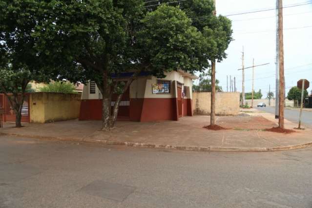 Baleados durante atentado em bar na Vila Nasser est&atilde;o fora de perigo
