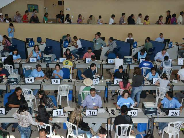  Central do TRE lota no &uacute;ltimo dia para regularizar t&iacute;tulo de eleitor 