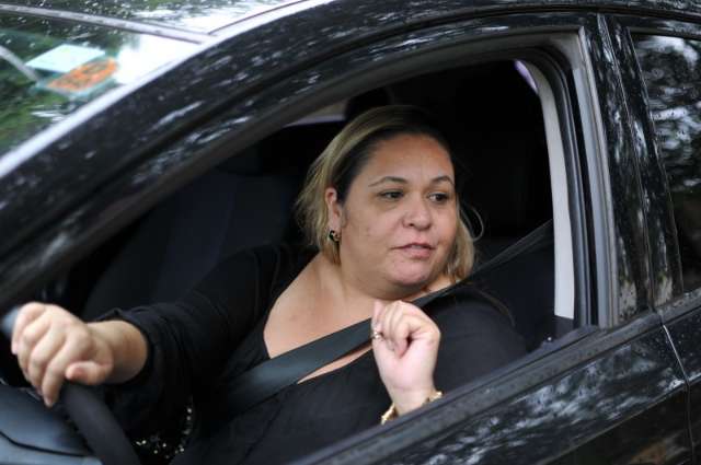 Congestionamento em rotat&oacute;ria atrapalha tr&acirc;nsito e revolta condutores