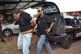 Cleverson foi preso pelo Garras quando fugia para a fronteira. (Foto: Vanderlei Aparecido)