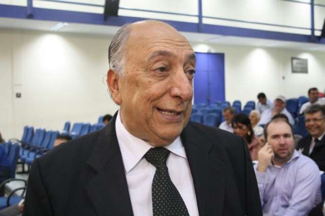 Por campanha, Chaves deixa Bernal at&eacute; maio com mais de 14 aliados