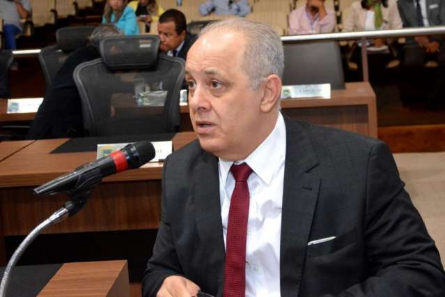 Deputados aprovam projeto que incentiva empresas a doar alimentos