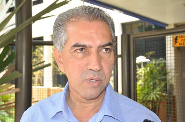 Reinaldo diz que vai reduzir cargos e custos e criar novas secretarias