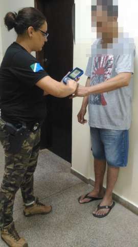 Suspeito que fugiu durante opera&ccedil;&atilde;o estuprava sobrinhas h&aacute; 7 anos