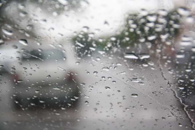 Segunda amanhece com temperatura amena e chuva em regi&otilde;es da Capital