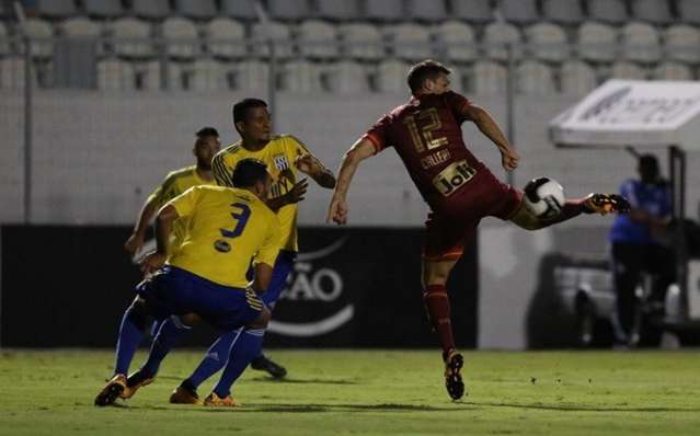 Ponte aproveita jogo em casa e vence o S&atilde;o Paulo por 1 a 0 no Paulist&atilde;o