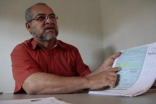 Vitória na Justiça não põe fim a longa espera por medicamentos Vitória na Justiça não põe fim a longa espera por medicamentos