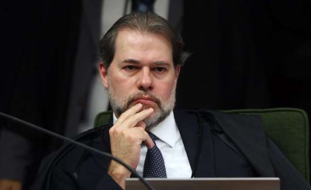 Dias Toffoli &eacute; eleito presidente do Supremo com mandato at&eacute; 2020