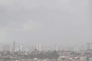 A previsão de névoa continua para todas as regiões do Estado, mas com menor intensidade. (Foto: Marcos Ermínio)