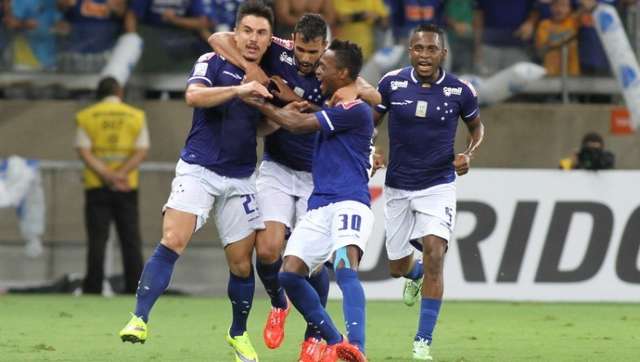 Cruzeiro vence e garante vaga nas oitavas de final da Libertadores