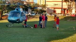 Piloto foi trazido para Santa Casa de Campo Grande de helicóptero (Foto: Arquivo/ Rafael Ribeiro) 