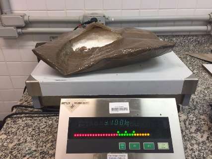 Boliviano é flagrado em aeroporto levando 3 kg de cocaína para SP