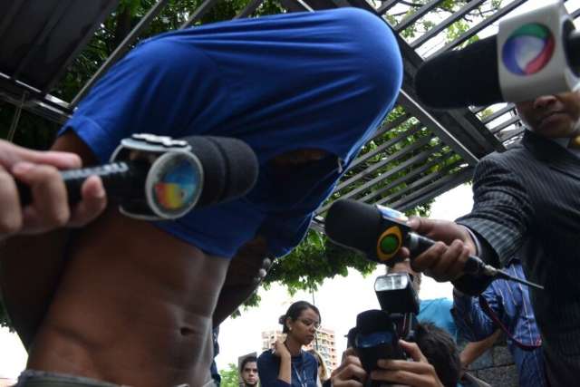 Homem acusado de matar mulher a pedradas foi preso e est&aacute; no 4&ordf; DP
