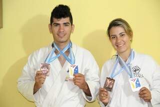Miller e Larissa conquistaram quatro medalhas em Buenos Aires (Foto: Divulgação/Ademir Mendonça)