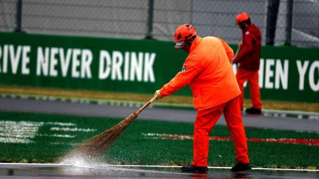 Hamilton faz a pole no GP da It&aacute;lia e quebra marca hist&oacute;rica de Schumacher
