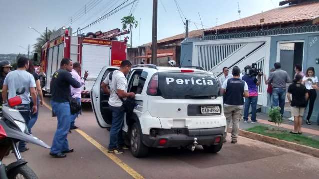 Delegado v&ecirc; 50% de chances de que curto circuito causou inc&ecirc;ndio com morte