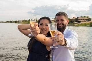 Gabriela e Christian se casaram em abril de 2018 em Campo Grande. (Foto: Arquivo pessoal)