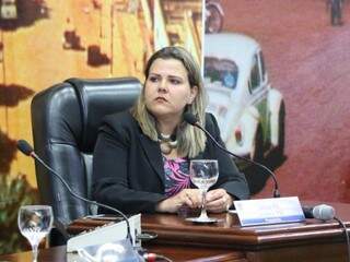 Daniela Hall assumiu a Câmara após gestão de Idenor Machado e manteve contratos com empresas (Foto: Divulgação)