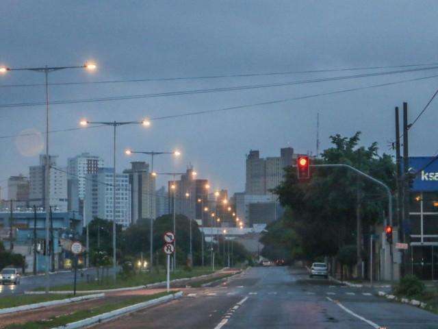 Frente fria traz chuva e instituto emite alerta de temporais para 40 cidades