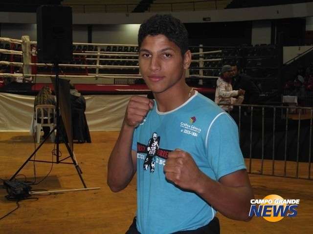 Desafio de Campe&otilde;es com kickboxing e boxe amanh&atilde; no Joaquim Murtinho