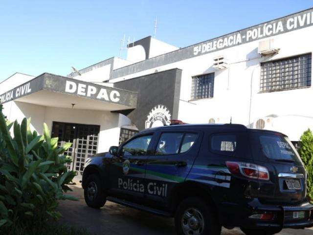 B&ecirc;bado tenta ir embora com moto errada e &eacute; preso por tentativa de furto
