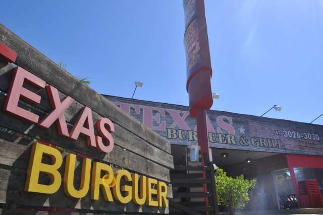 Mesmo em &aacute;rea nobre, almo&ccedil;o com churrasco &agrave; vontade custa s&oacute; R$ 17,90