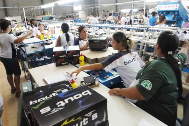 Ind&uacute;stria cal&ccedil;adista deve manter ritmo e crescer 8% gra&ccedil;as aos incentivos