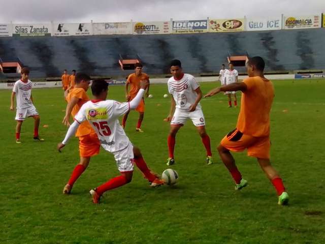 Itapor&atilde; espera atacante Pablo para fechar grupo de olho na S&eacute;rie D