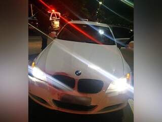 Ladr&atilde;o &eacute; pego com BMW furtada e diz &agrave; pol&iacute;cia que &ldquo;queria dar uma volta&rdquo;