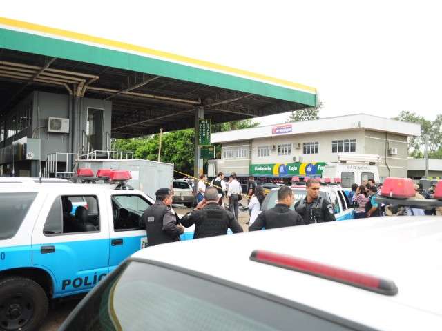 Subtenente &eacute; morto ao abastecer carro em posto de combust&iacute;vel